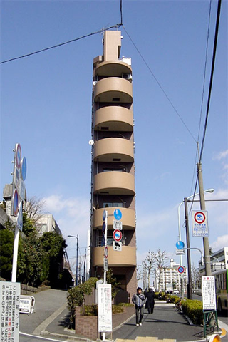 Illustration for article titled The Slimmest Houses On Earth Are Made In Japan